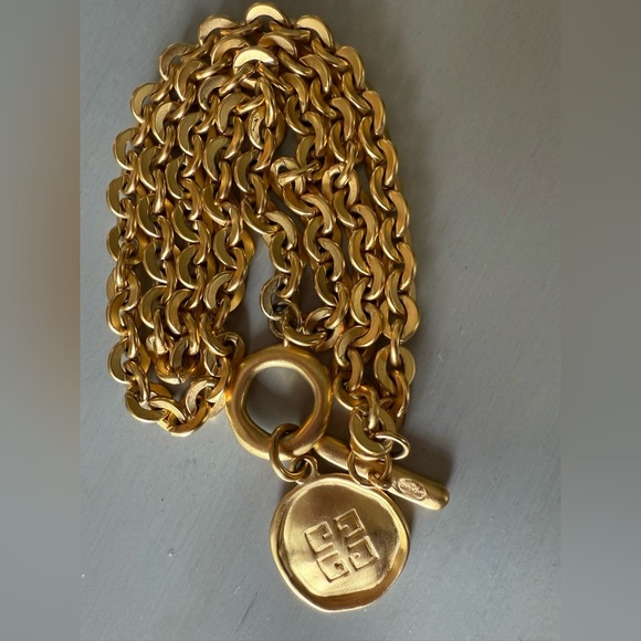 Vintage Givenchy Runway Couture matte Gold Toggle Necklace - Picture 4 of 4